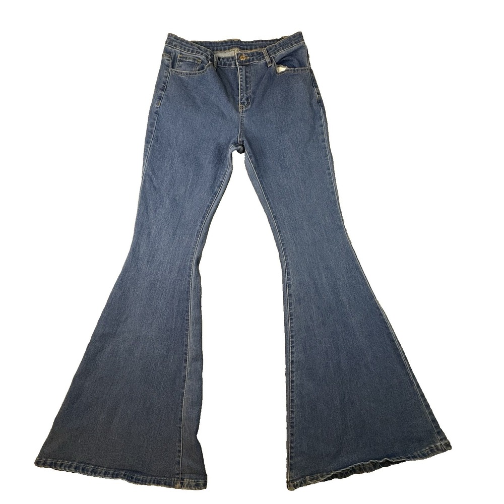 Shein Women's L (31.5x34.5) Blue Embroidered Floral Bell Bottom Flare Jeans Boho